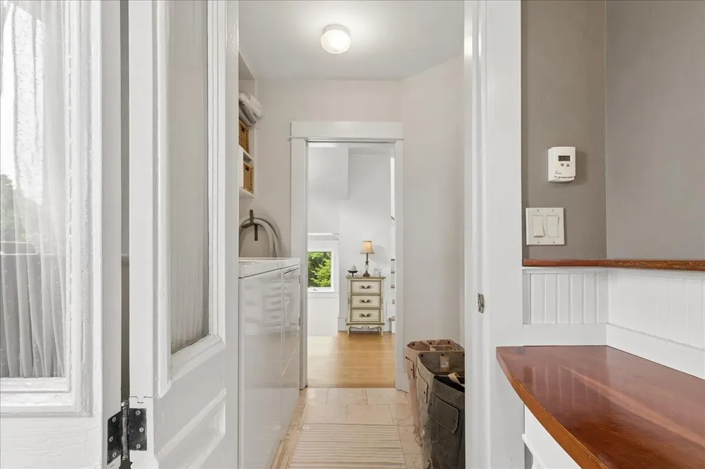 5 Mcdonald Lane Stonington ME 04681