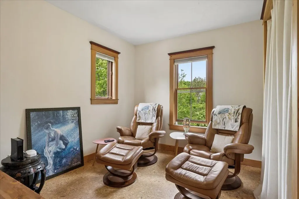 5 Mcdonald Lane Stonington ME 04681