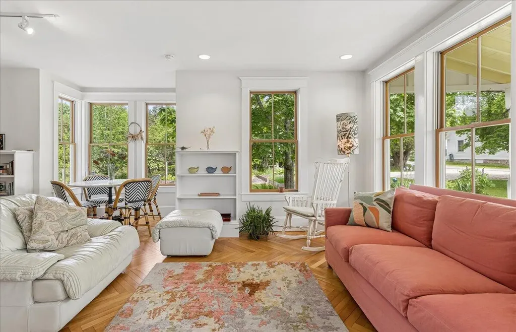 5 Mcdonald Lane Stonington ME 04681