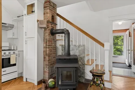 5 Mcdonald Lane Stonington ME 04681
