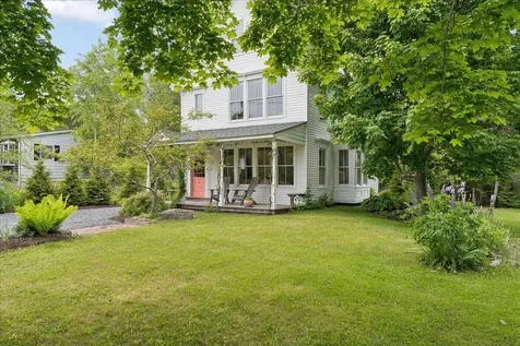 5 Mcdonald Lane Stonington ME 04681