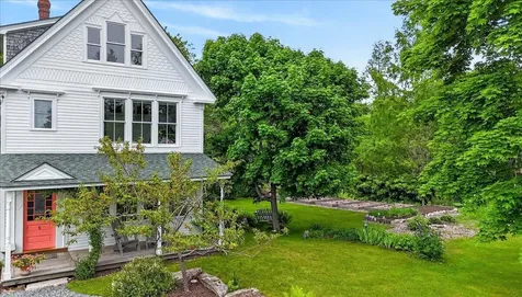 5 Mcdonald Lane Stonington ME 04681
