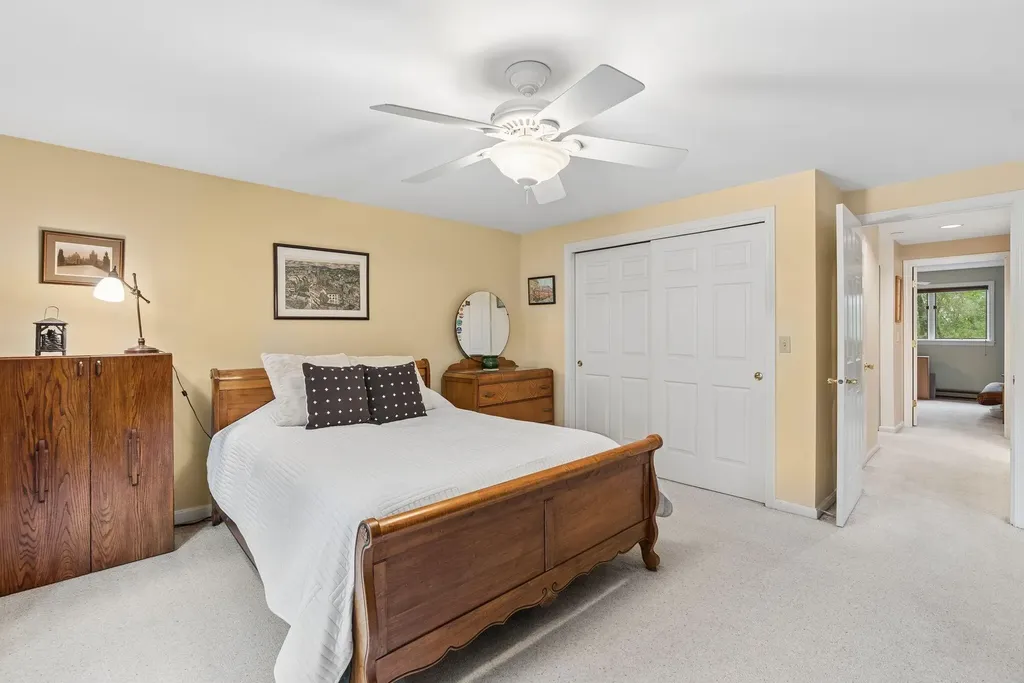 16 Stoneledge Drive Portland ME 04102