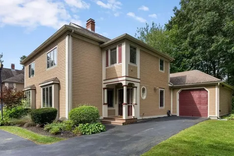 16 Stoneledge Drive Portland ME 04102