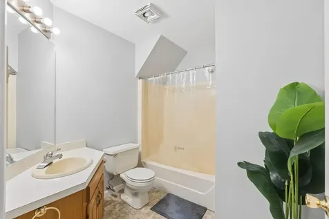 16 Stoneledge Drive Portland ME 04102