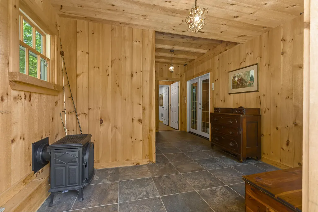 170 Fox Hill Road South Bristol ME 04573