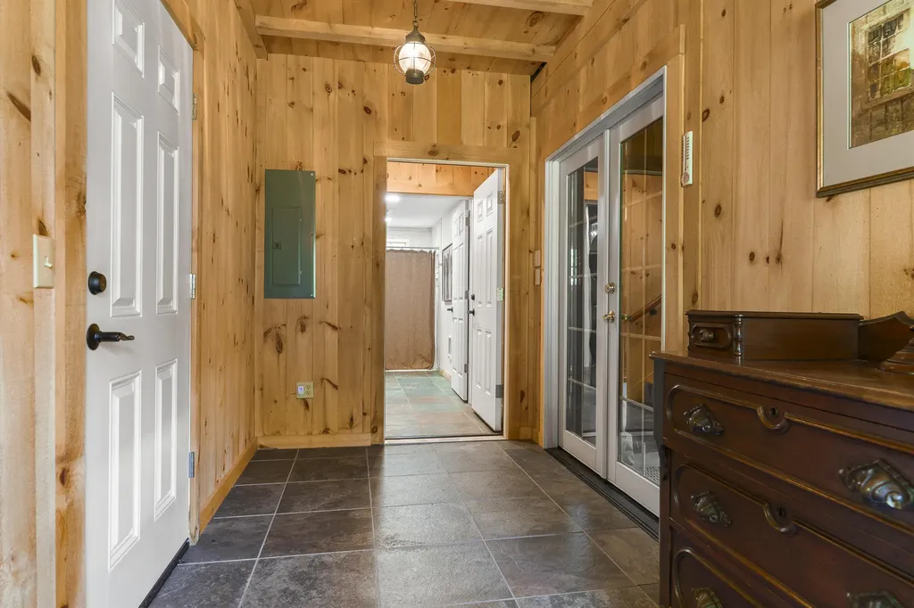 170 Fox Hill Road South Bristol ME 04573