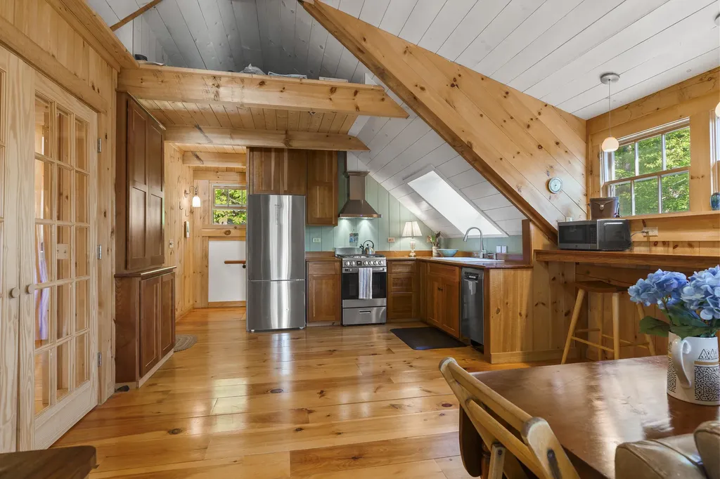 170 Fox Hill Road South Bristol ME 04573
