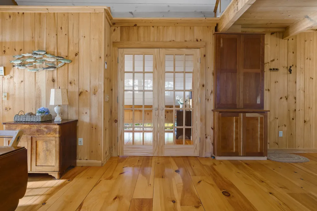 170 Fox Hill Road South Bristol ME 04573