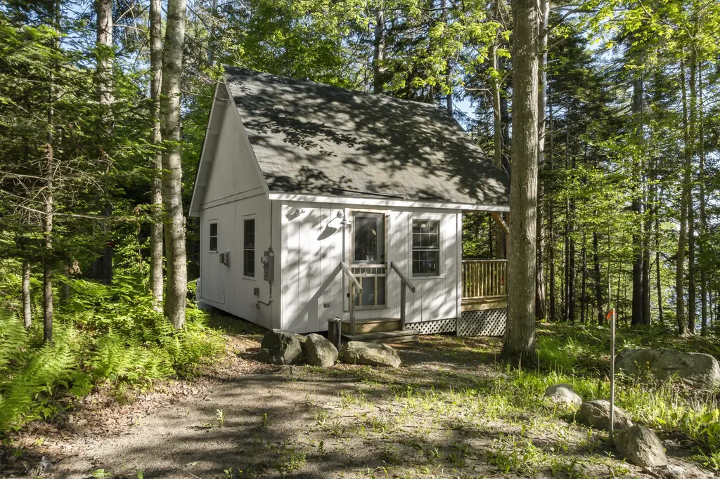 170 Fox Hill Road South Bristol ME 04573