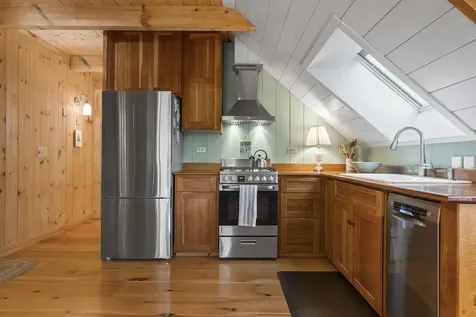 170 Fox Hill Road South Bristol ME 04573
