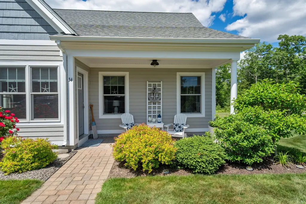 34 Pepperell Way Arundel ME 04046