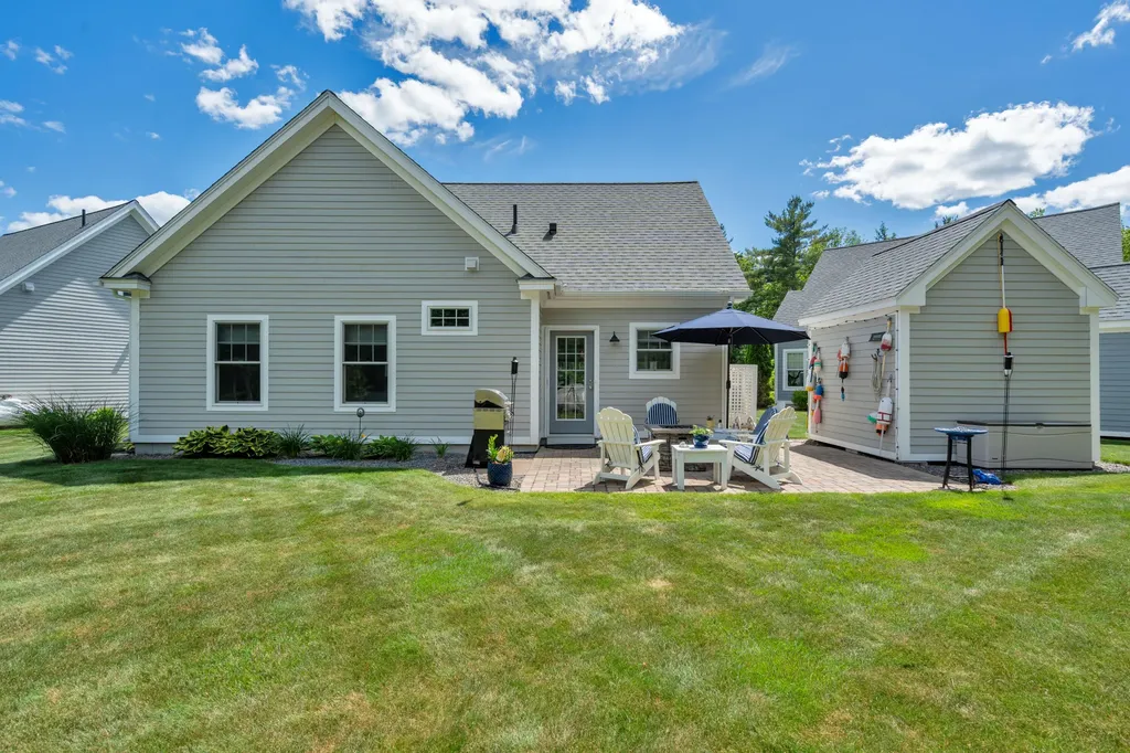 34 Pepperell Way Arundel ME 04046