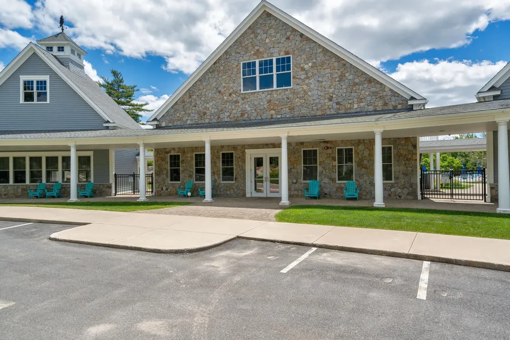 34 Pepperell Way Arundel ME 04046
