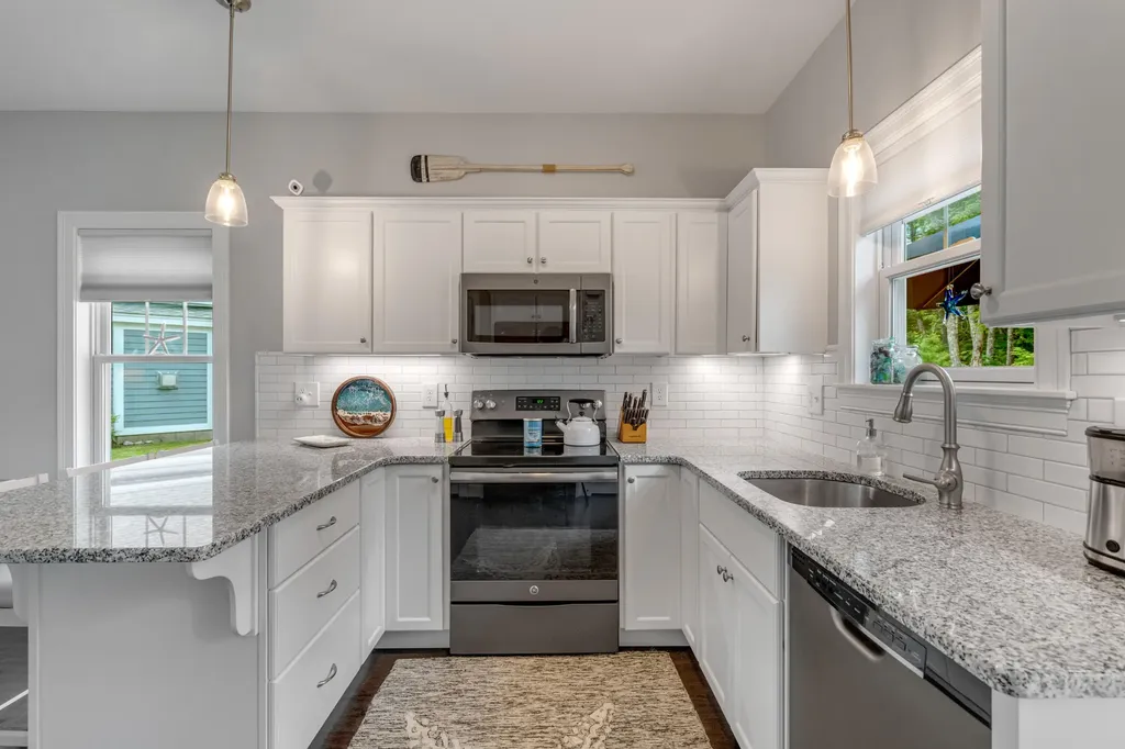 34 Pepperell Way Arundel ME 04046