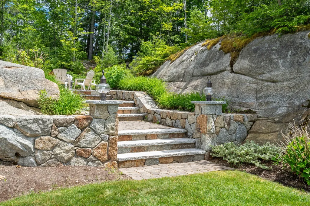 34 Pepperell Way Arundel ME 04046