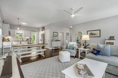 34 Pepperell Way Arundel ME 04046