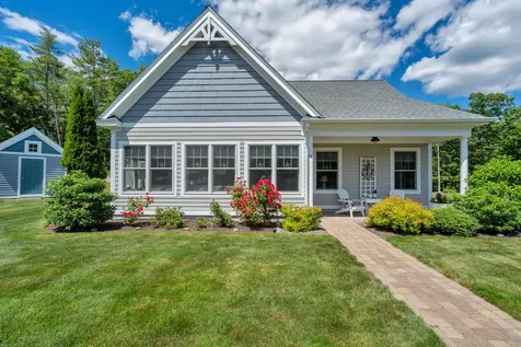34 Pepperell Way Arundel ME 04046