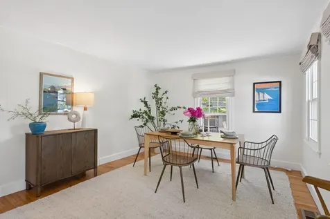 12 Linwood Street Cape Elizabeth ME 04107