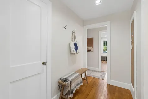 12 Linwood Street Cape Elizabeth ME 04107