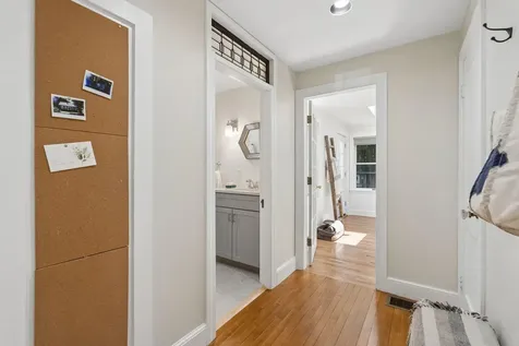 12 Linwood Street Cape Elizabeth ME 04107