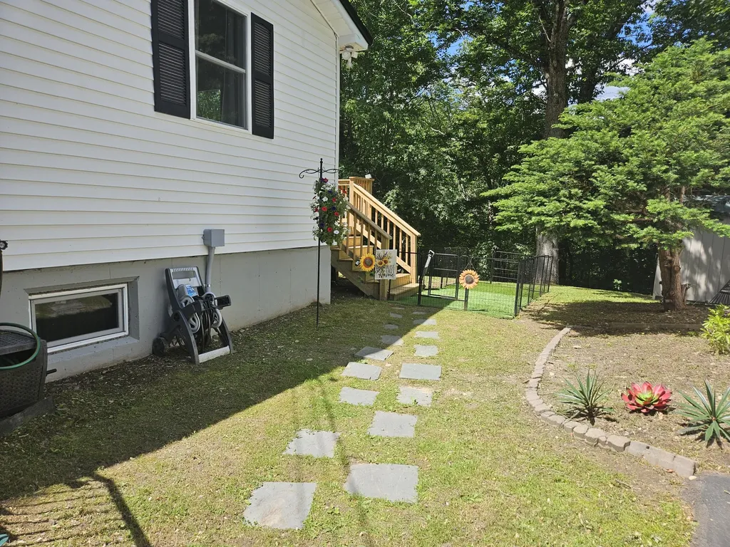 537 George Road Hermon ME 04401