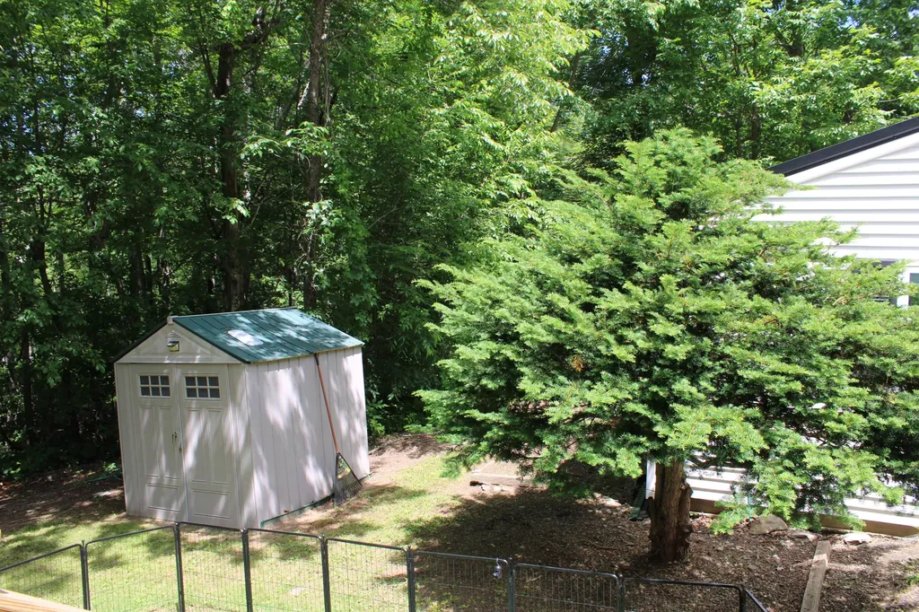 537 George Road Hermon ME 04401