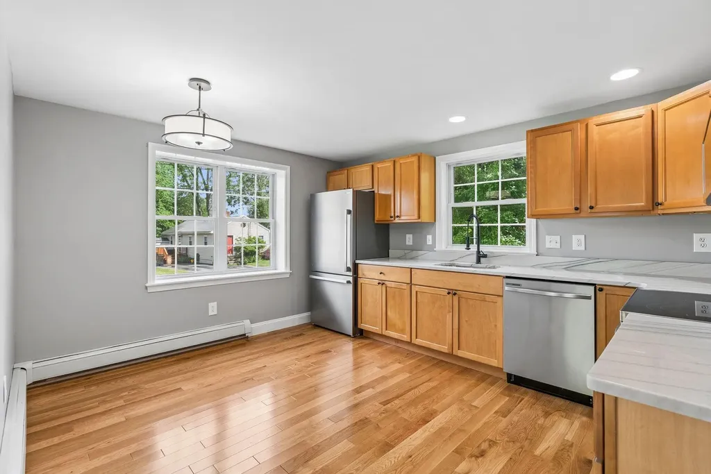 106 Romano Road South Portland ME 04106