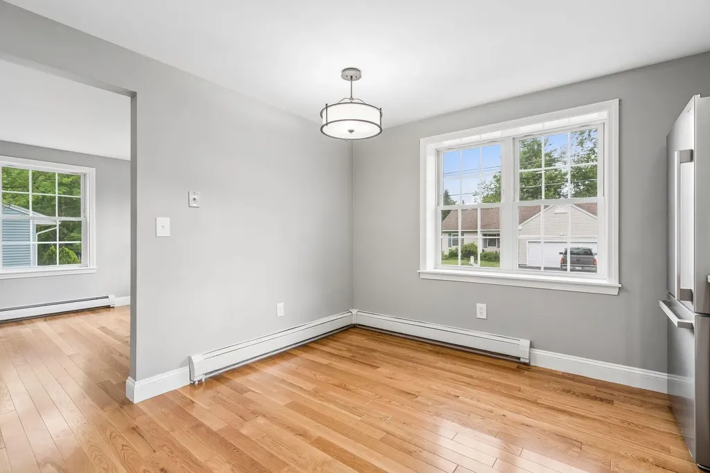 106 Romano Road South Portland ME 04106
