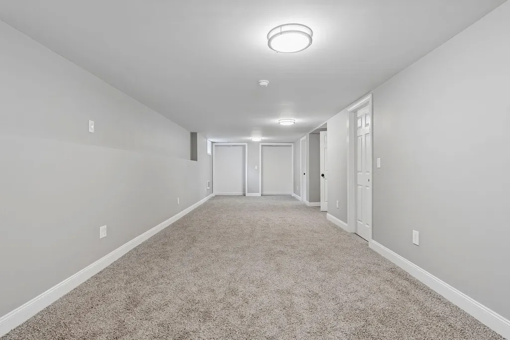 106 Romano Road South Portland ME 04106