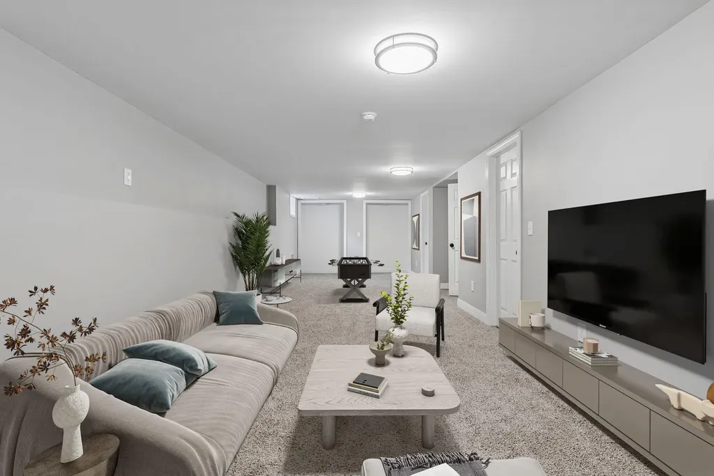 106 Romano Road South Portland ME 04106