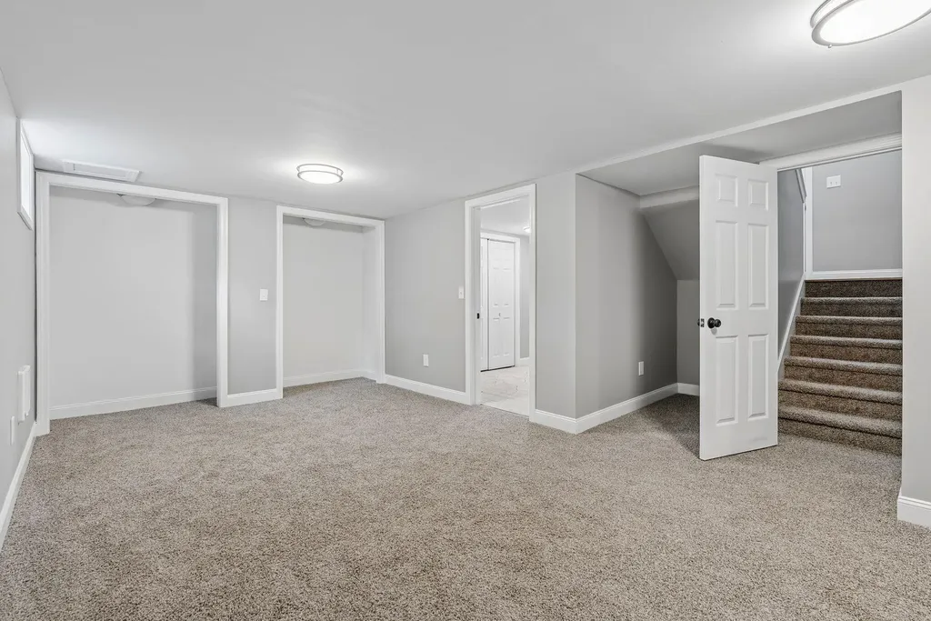 106 Romano Road South Portland ME 04106