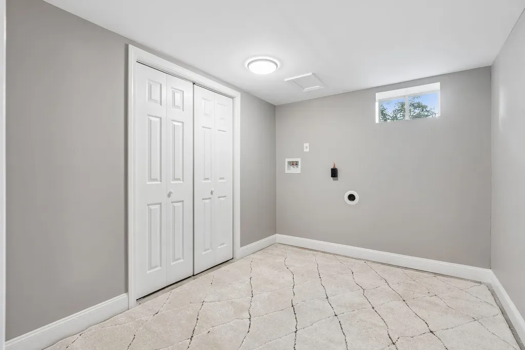 106 Romano Road South Portland ME 04106