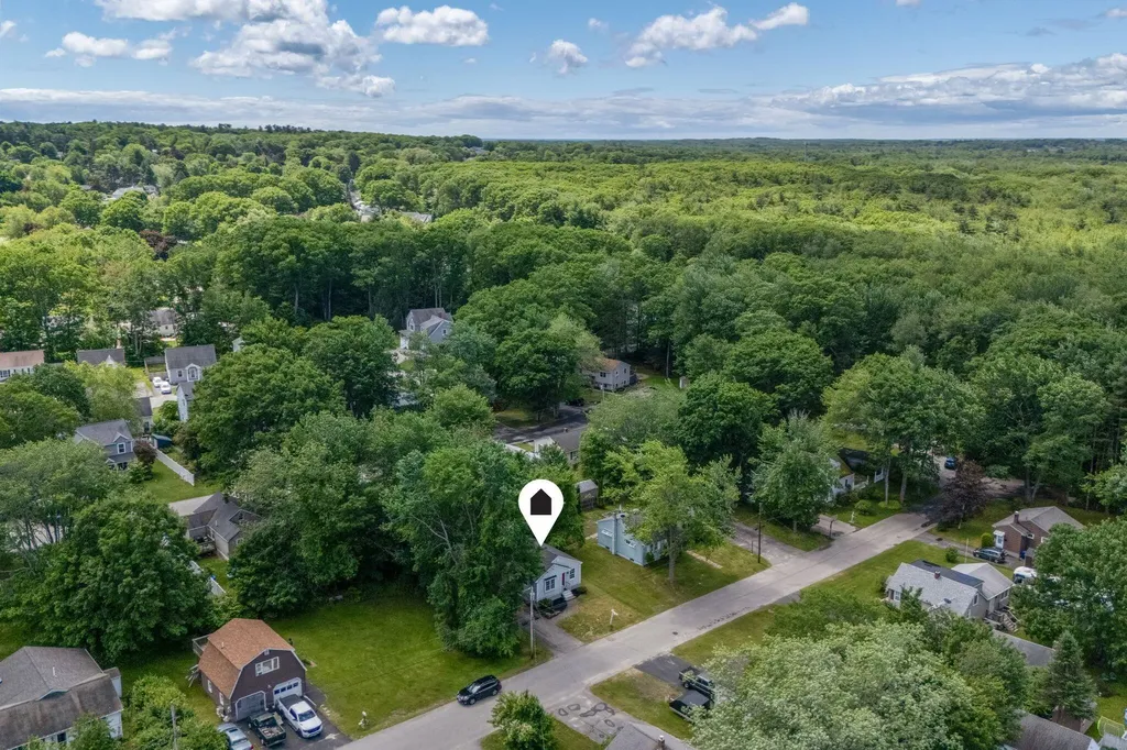 106 Romano Road South Portland ME 04106