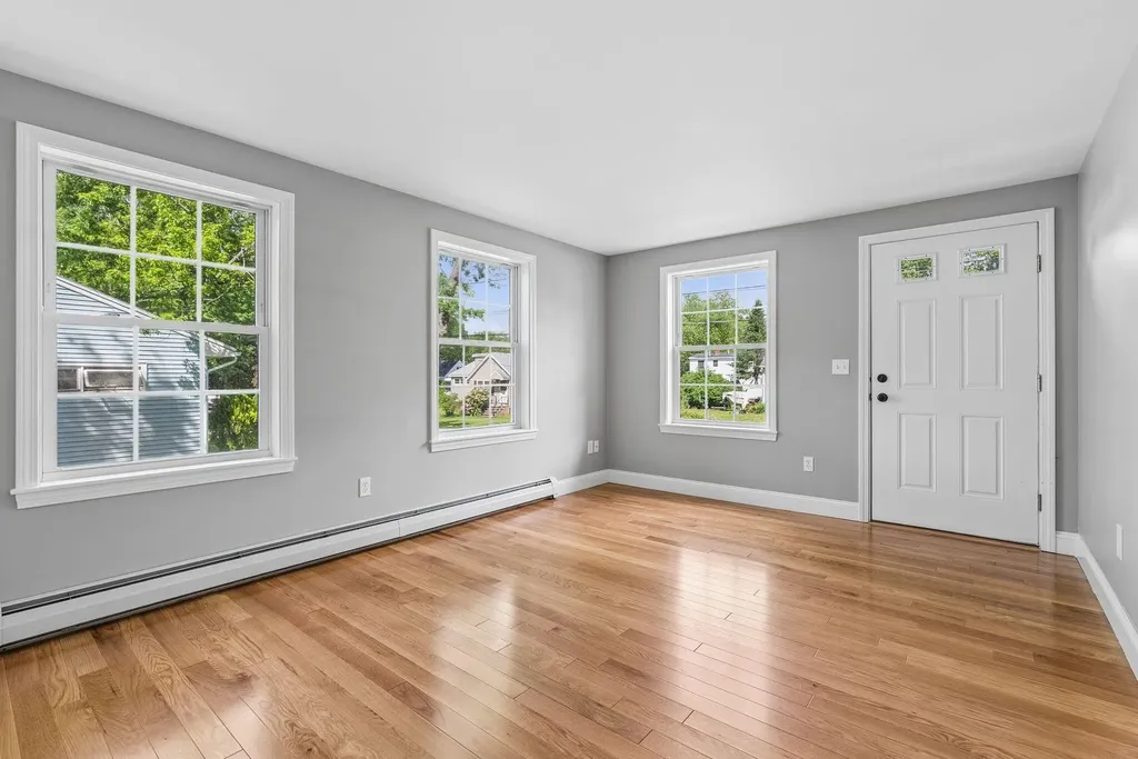 106 Romano Road South Portland ME 04106