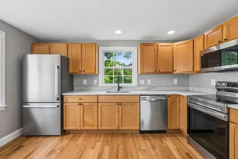 106 Romano Road South Portland ME 04106