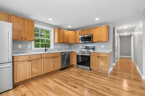 106 Romano Road South Portland ME 04106
