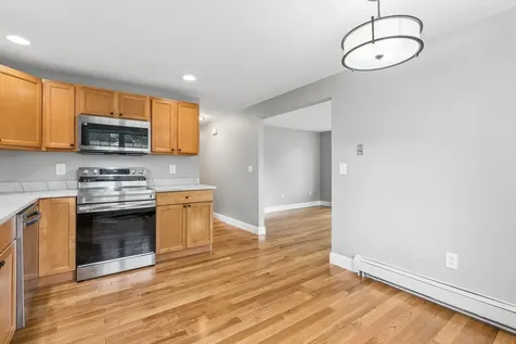 106 Romano Road South Portland ME 04106