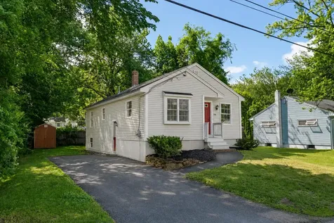 106 Romano Road South Portland ME 04106