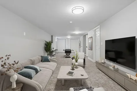 106 Romano Road South Portland ME 04106