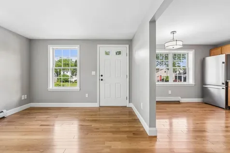 106 Romano Road South Portland ME 04106
