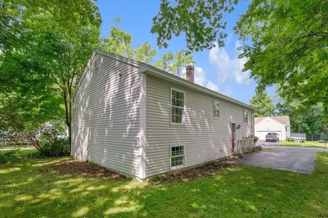 106 Romano Road South Portland ME 04106