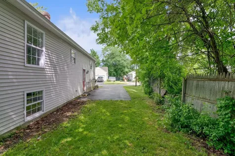106 Romano Road South Portland ME 04106