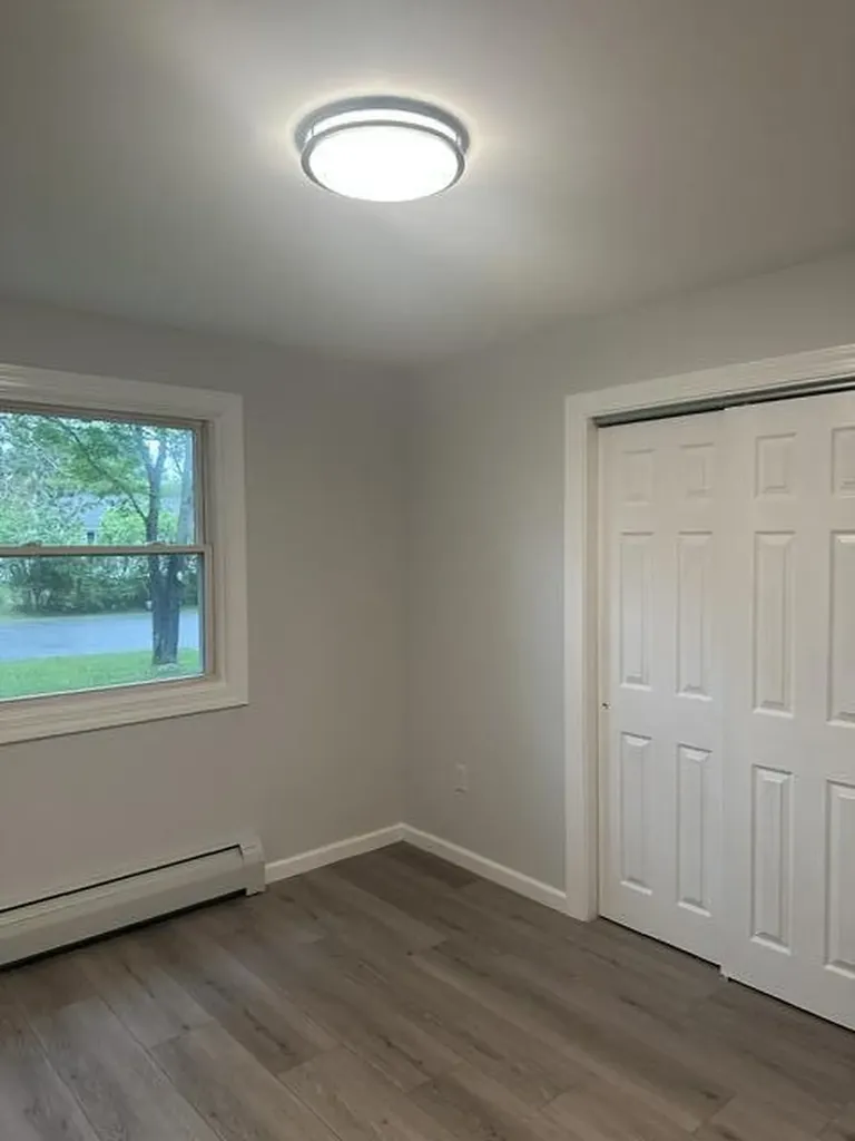 41 Thompson Road Veazie ME 04401