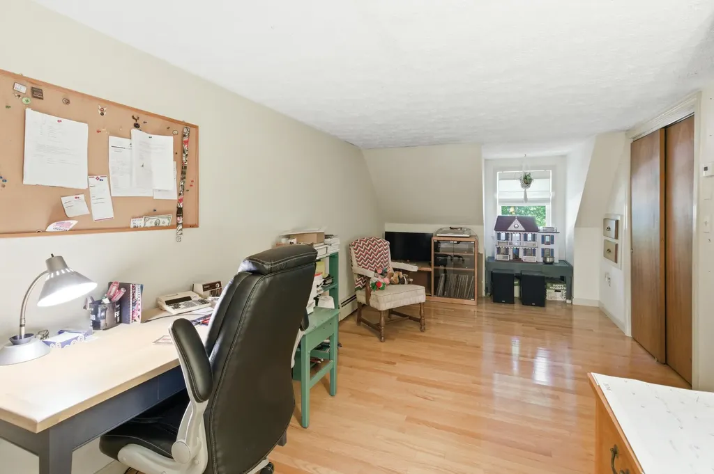 17 Waco Drive Biddeford ME 04005
