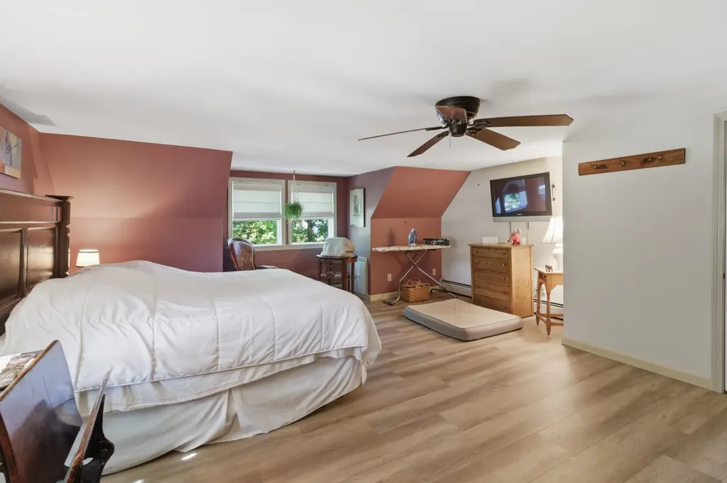 17 Waco Drive Biddeford ME 04005