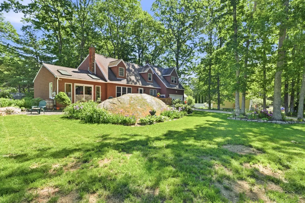17 Waco Drive Biddeford ME 04005