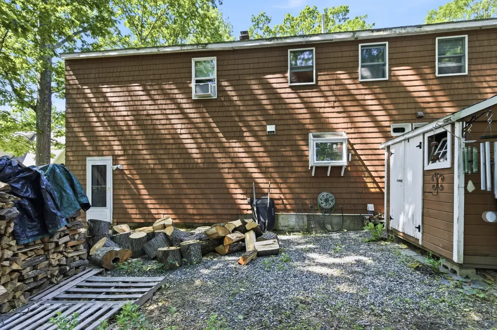 17 Waco Drive Biddeford ME 04005
