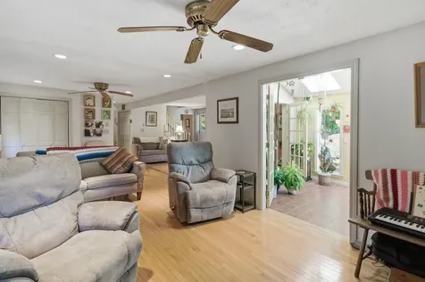 17 Waco Drive Biddeford ME 04005