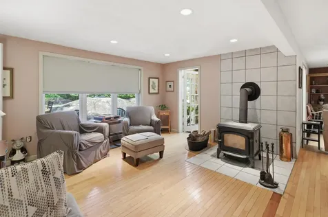 17 Waco Drive Biddeford ME 04005